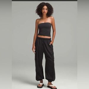 Lululemon Lightweight Adjustable Mid-Rise Cargo Pant, Black, Size S